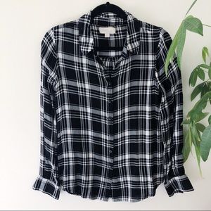 Olive & Oak Plaid Button Down